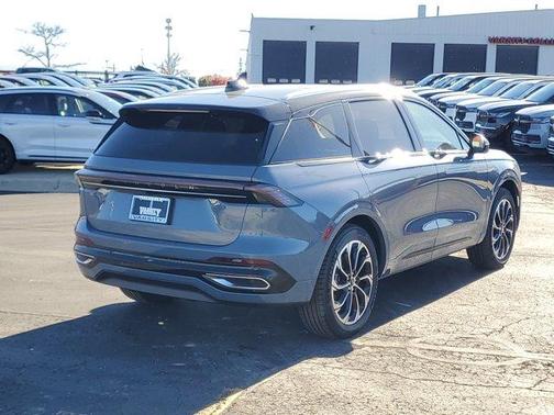 2025 Lincoln Nautilus Reserve