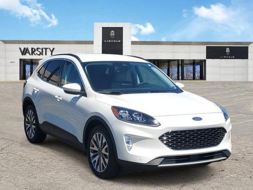 2022 Ford Escape Titanium