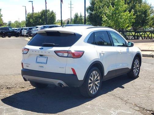 2022 Ford Escape Titanium