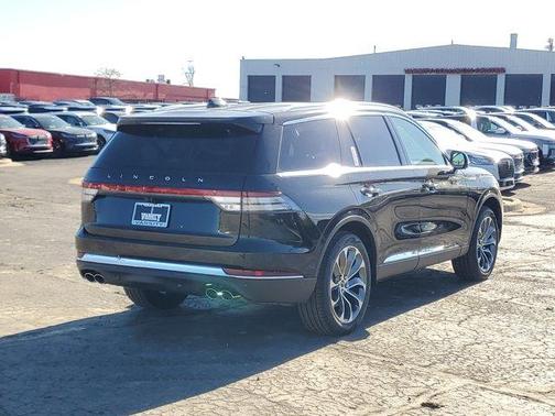 2025 Lincoln Aviator Premiere