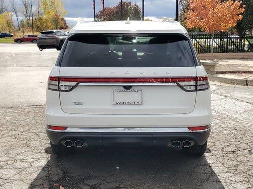 2023 Lincoln Aviator Standard AWD