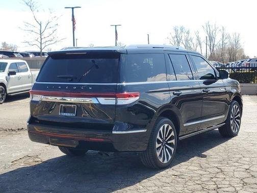 2023 Lincoln Navigator Reserve