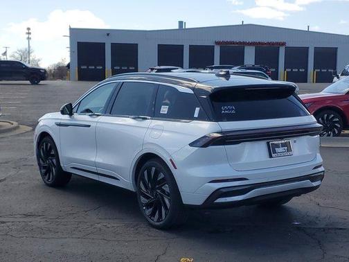 2025 Lincoln Nautilus Black Label