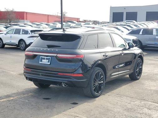 2026 Lincoln Corsair Premiere