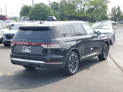 2025 Lincoln Aviator Reserve AWD