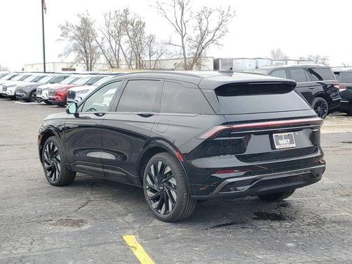 2025 Lincoln Nautilus Reserve