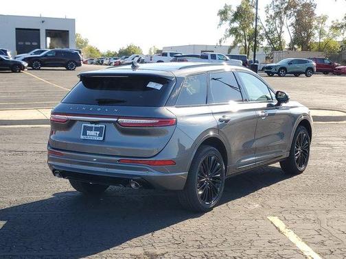 2025 Lincoln Corsair Premiere