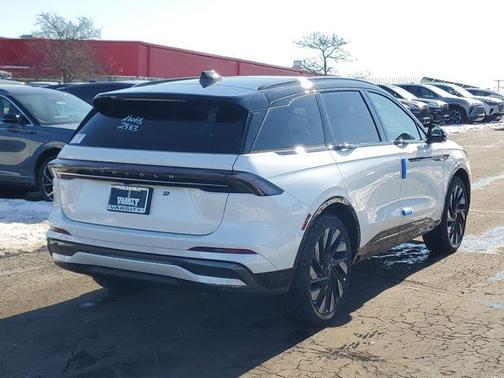 2026 Lincoln Nautilus Reserve