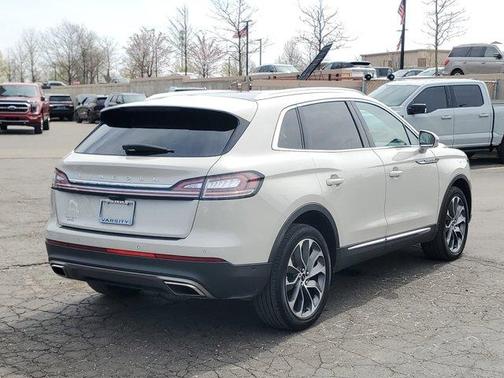 2022 Lincoln Nautilus Reserve