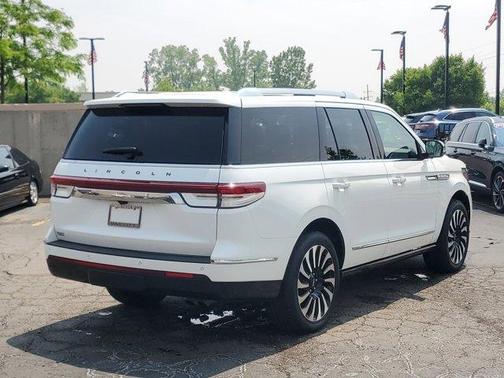2023 Lincoln Navigator Black Label