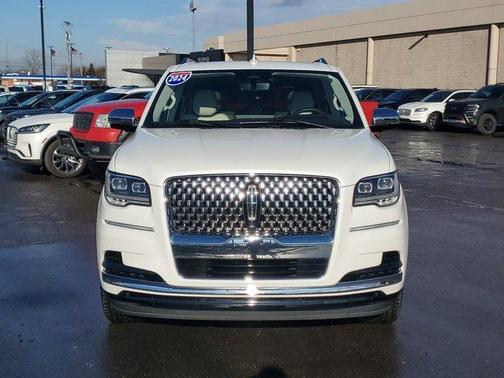 2024 Lincoln Navigator Black Label