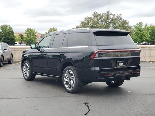 2025 Lincoln Navigator Reserve