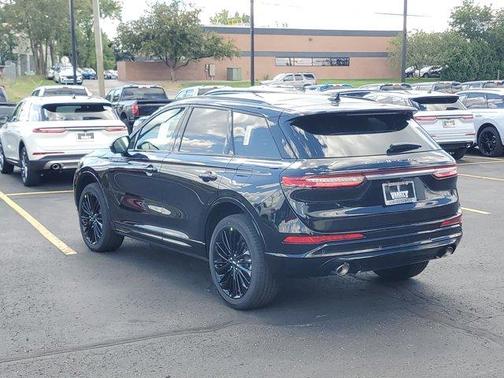 2025 Lincoln Corsair Premiere