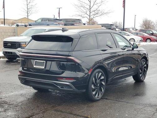 2024 Lincoln Nautilus Reserve