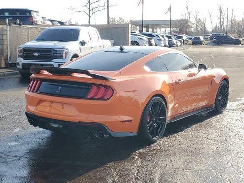 2021 Ford Shelby GT500 Base