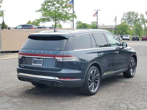 2022 Lincoln Aviator Reserve AWD