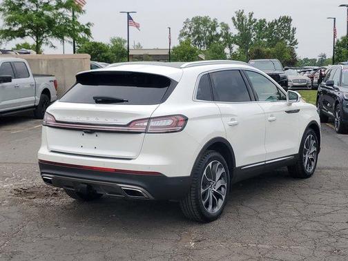 2022 Lincoln Nautilus Reserve