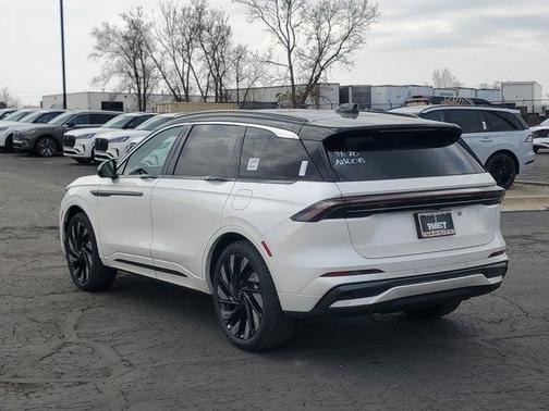 2025 Lincoln Nautilus Black Label