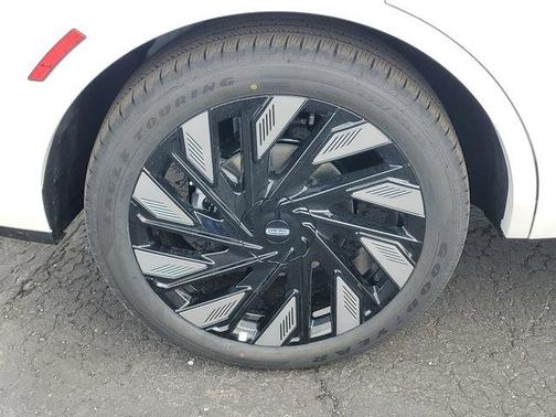 2025 Lincoln Nautilus Black Label