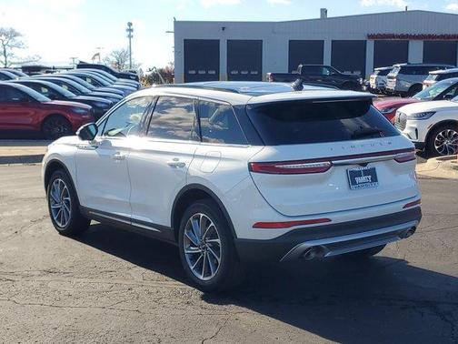 2026 Lincoln Corsair Premiere