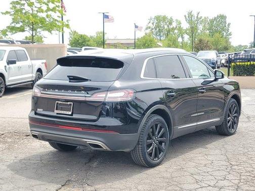 2022 Lincoln Nautilus Reserve