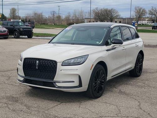 Ceramic Pearl Metallic 2024 Lincoln Corsair Premiere