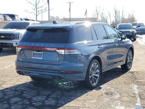 2025 Lincoln Aviator Premiere