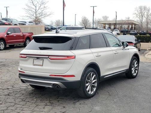 2022 Lincoln Corsair Standard