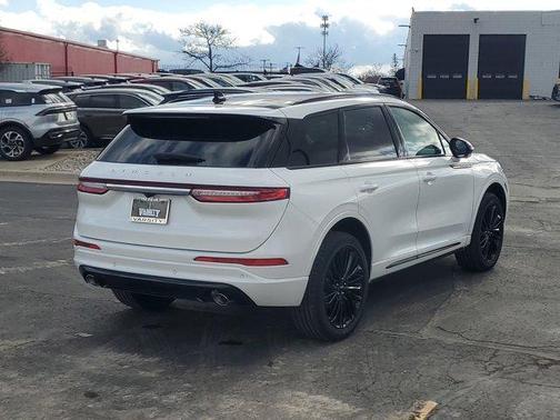 2026 Lincoln Corsair Premiere