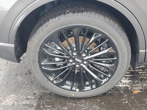 Metallic 2026 Lincoln Corsair Premiere