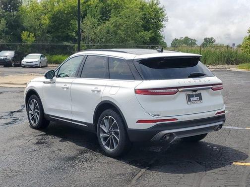 2025 Lincoln Corsair Premiere