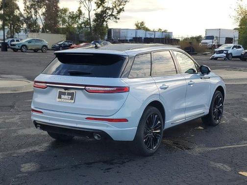 2025 Lincoln Corsair Premiere