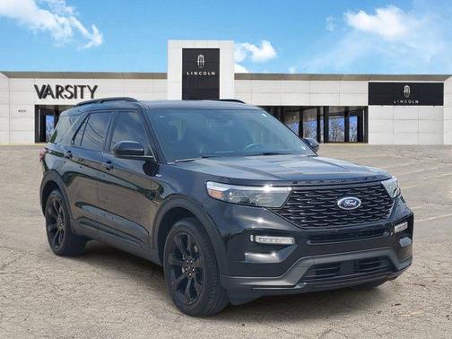 Agate Black Metallic 2024 Ford Explorer ST-Line