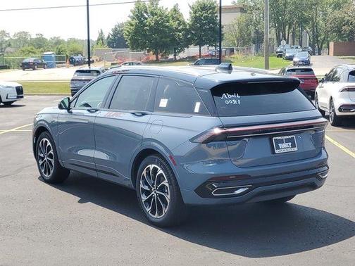2025 Lincoln Nautilus Reserve