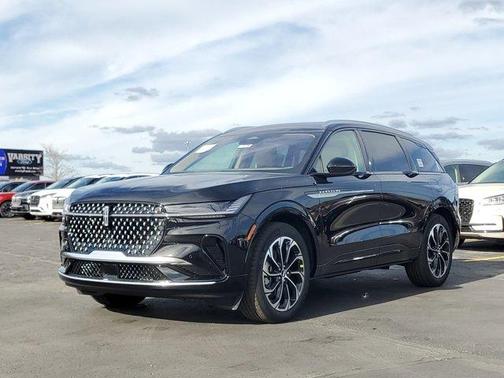 2025 Lincoln Nautilus Reserve
