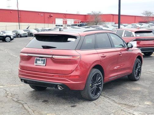 2026 Lincoln Corsair Premiere