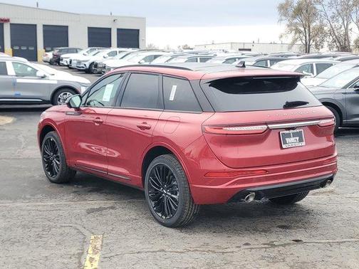 2026 Lincoln Corsair Premiere