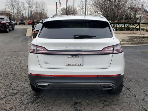 2022 Lincoln Nautilus Reserve