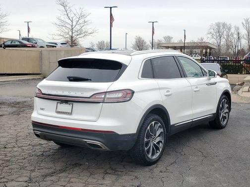 2022 Lincoln Nautilus Reserve