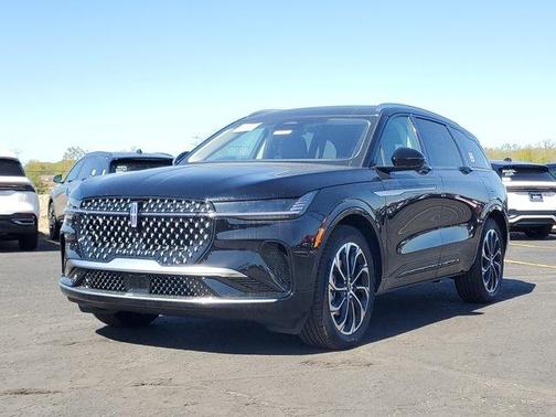 2025 Lincoln Nautilus Reserve