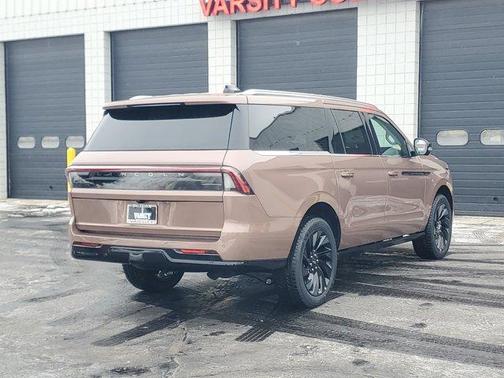2025 Lincoln Navigator L Black Label