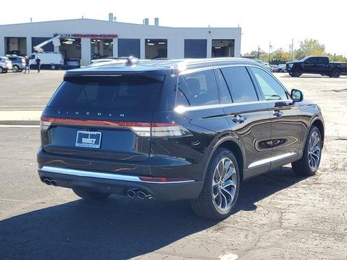 2025 Lincoln Aviator Premiere