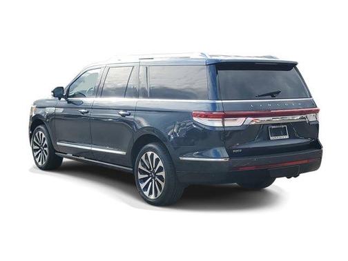 2022 Lincoln Navigator L Reserve