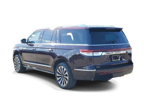 2023 Lincoln Navigator L Reserve