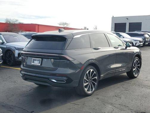 2025 Lincoln Nautilus Black Label