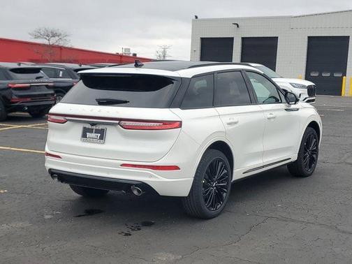 2026 Lincoln Corsair Premiere