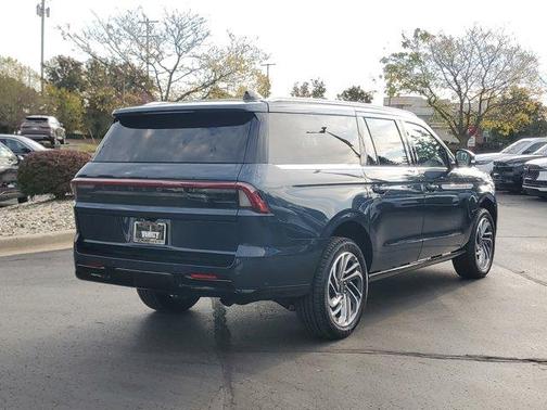 2025 Lincoln Navigator L Reserve