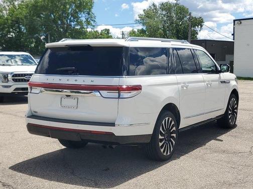 Pristine White 2024 Lincoln Navigator L Black Label