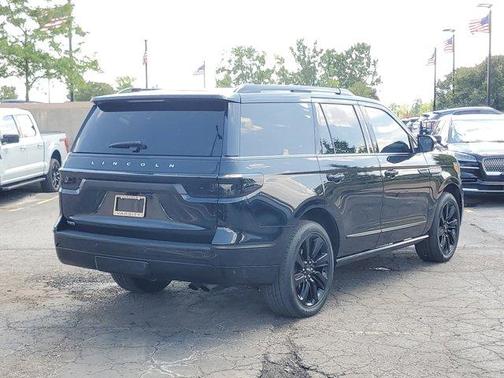 2023 Lincoln Navigator Reserve