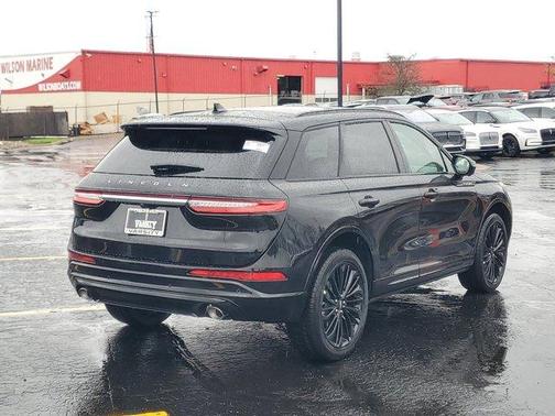 2025 Lincoln Corsair Premiere
